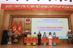Trường Mẫu Giáo Số 3 vinh dự được nhận Cờ thi đua xuất sắc năm học 2019-2020 của Uỷ ban Nhân dân Thành phố Hà Nội