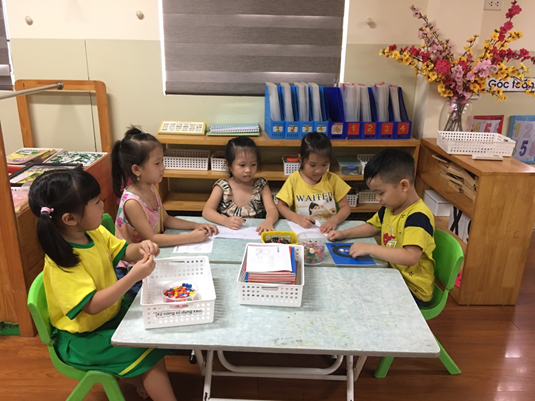 Hoạt động góc của các bé lớp Mẫu giáo lớn A1 – Trường Mẫu Giáo Số 3 – Quận Ba Đình – Thành phố Hà Nội.