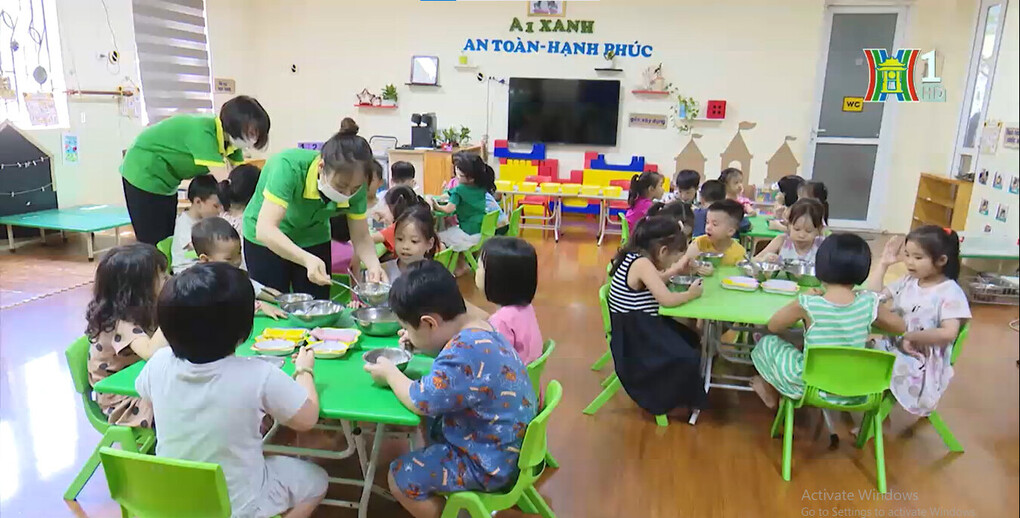 Đài truyền hình Hà Nội đã thực hiện phóng sự: Đảm bảo chất dinh dưỡng, hoạt động thể chất cho trẻ mầm non vì Chất lượng dân số Thủ Đô tại Trường Mẫu giáo Số 3